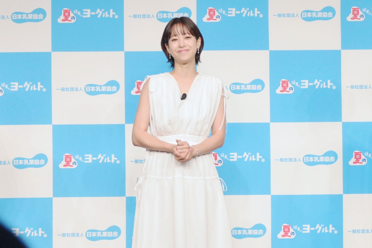 鷲見玲奈さんの写真