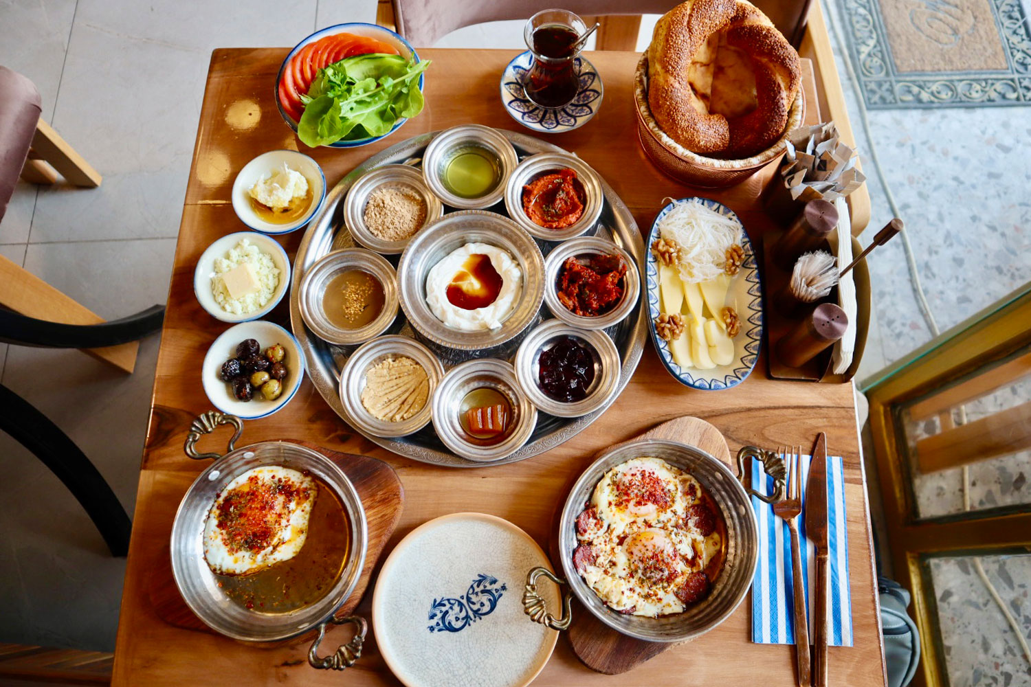 イスタンブールのレストラン朝食